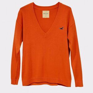 Hollister Women’s V-Neck Sweater Coral Size Large